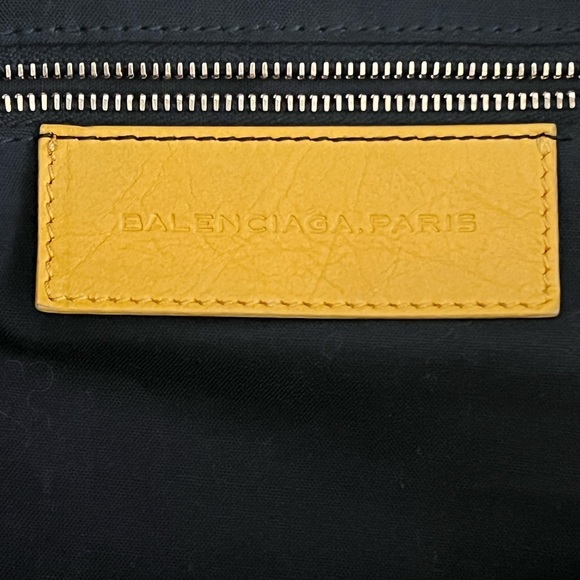 Authentic Preloved Balenciaga - Picture 6 of 12